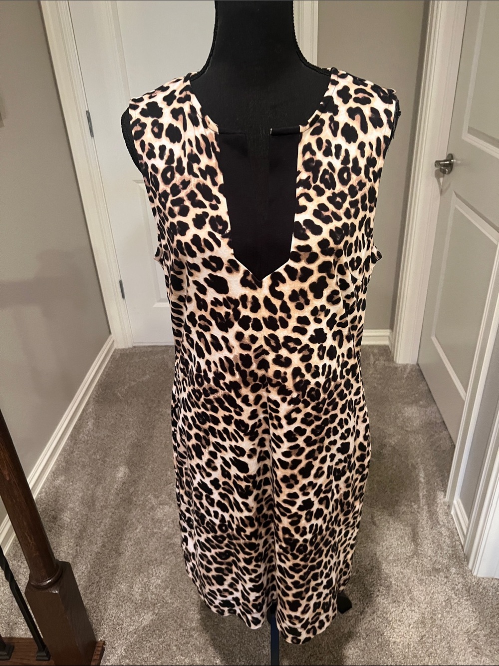 🎯 2/$5 New York & Company Leopard Print Sleeveless Midi Dress - Beige & Black
